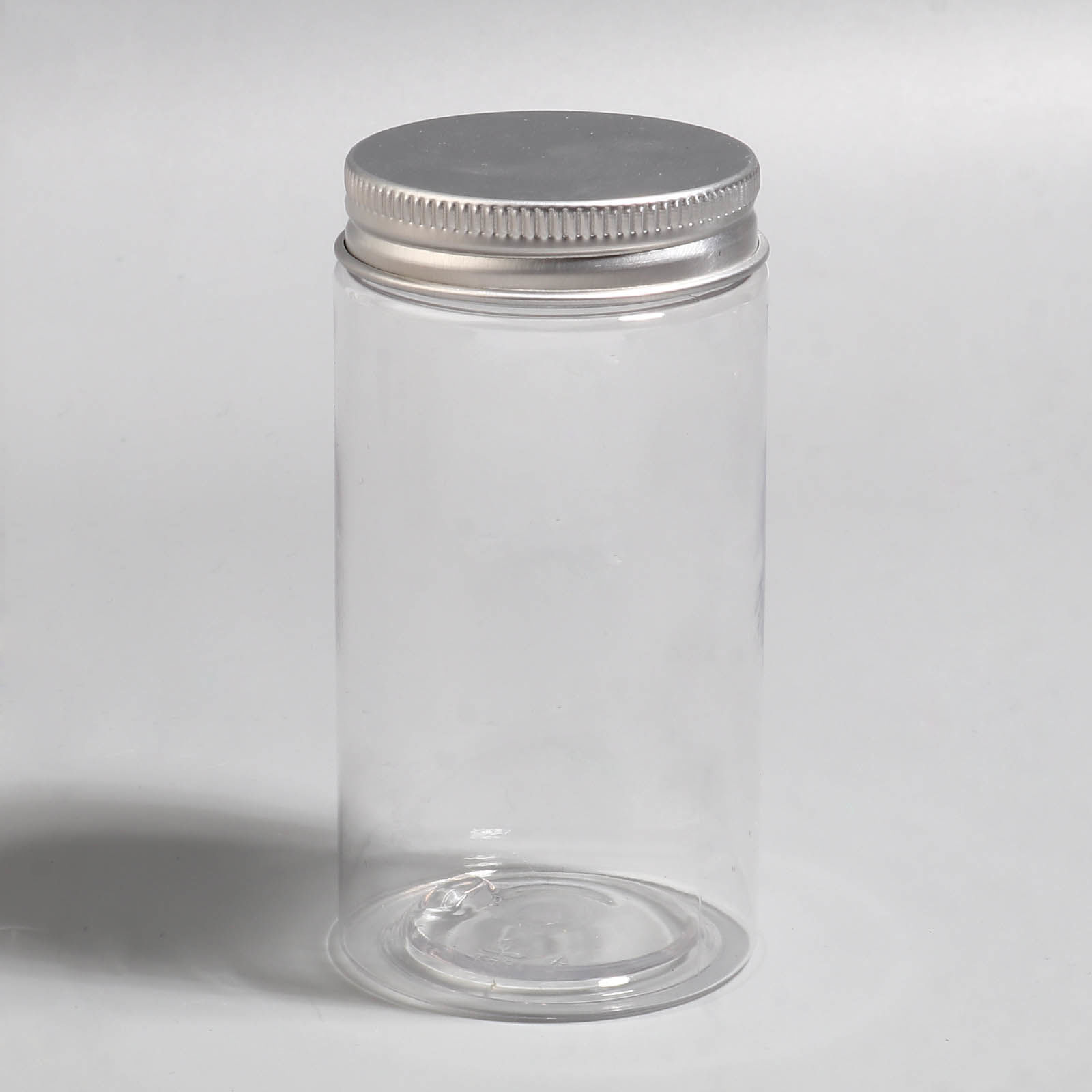 Muovinen säilytyspurkki