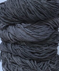 Harmaat trikookuteet