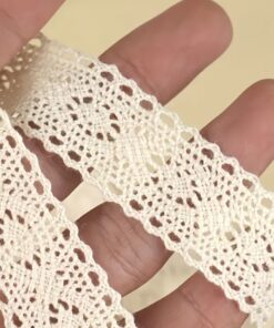 Puuvillapitsi pituus n.6 metriä/leveys n.2.2cm