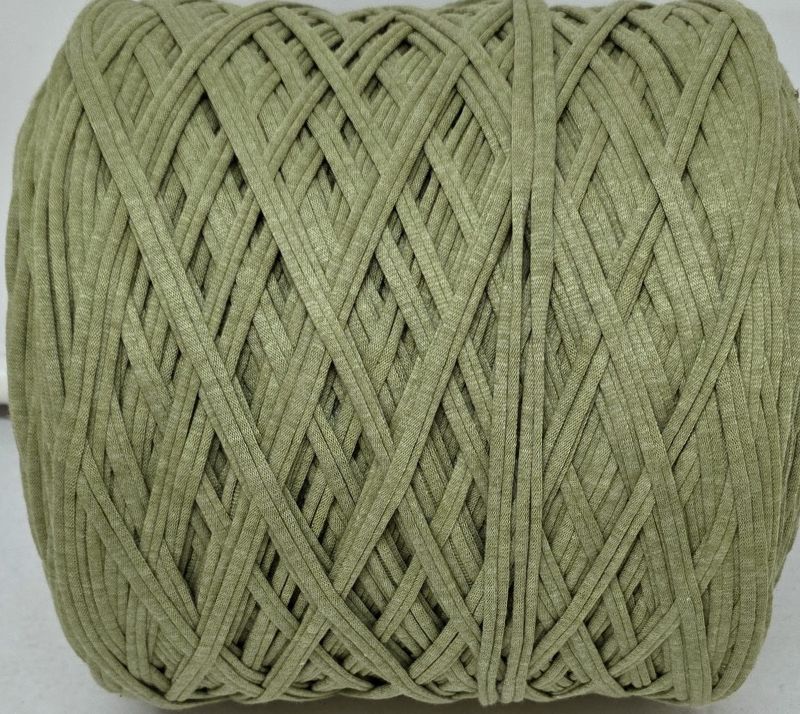 Oliivinvihreä jumborulla - Image 3