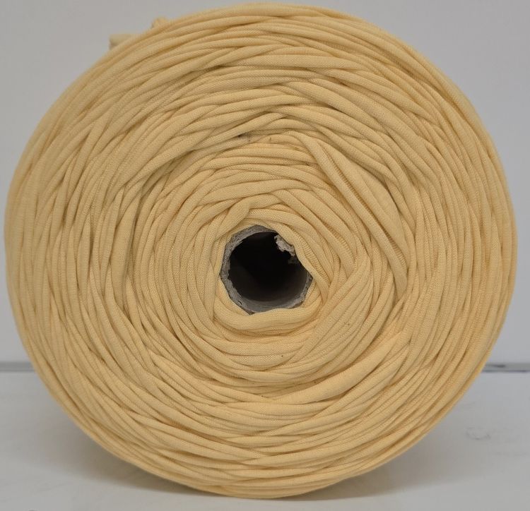 Banaaninkeltainen jumborulla