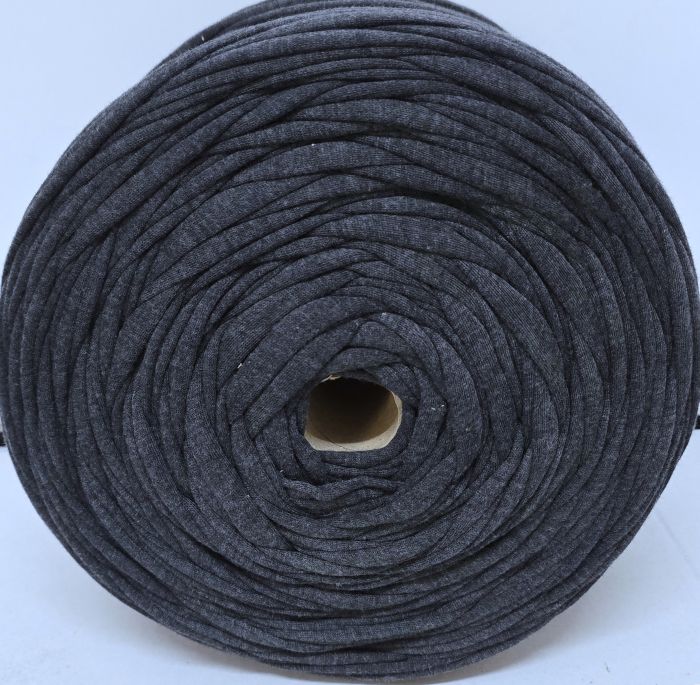 Grafiitinharmaa jumborulla