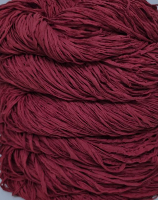 Tummanpunainen trikookude