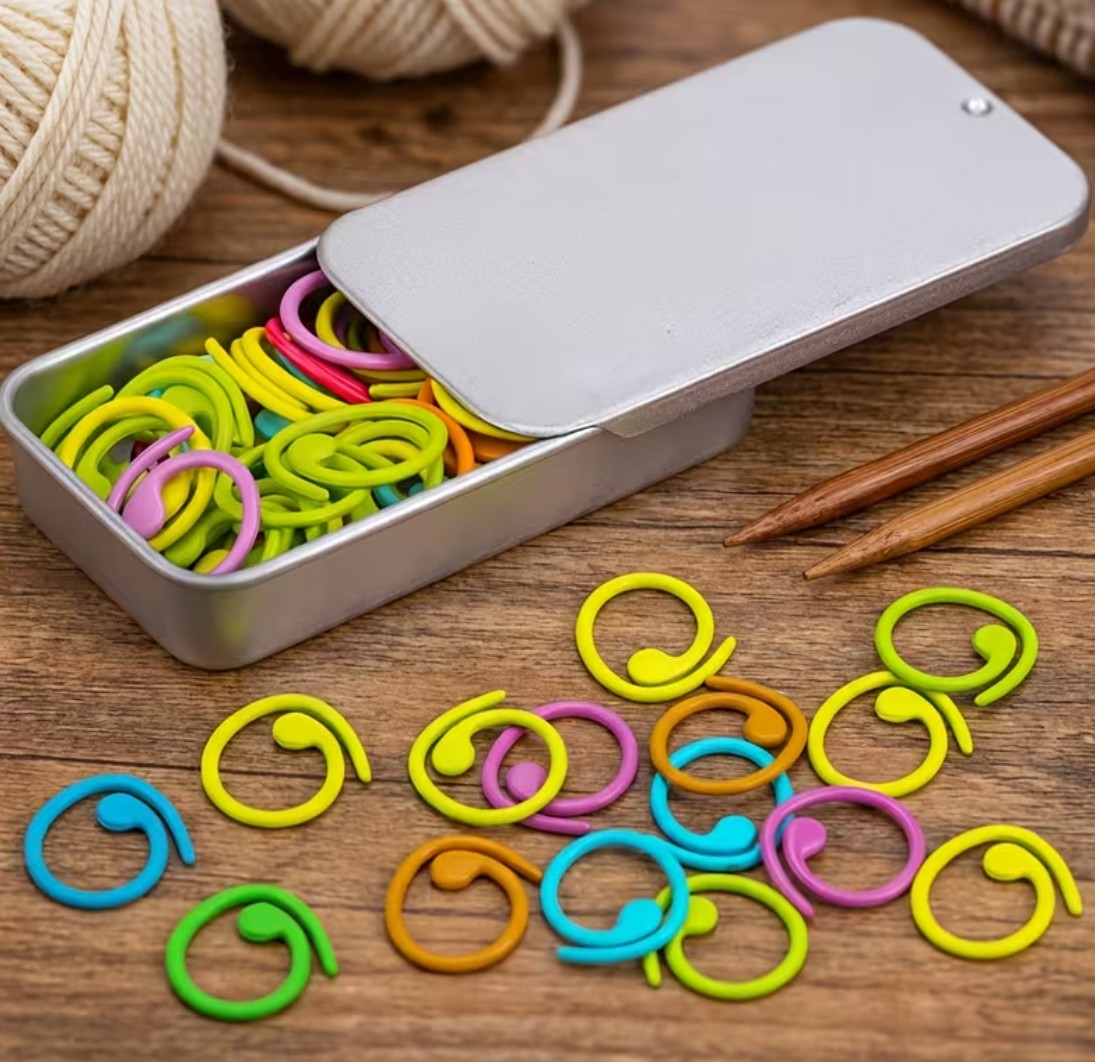 Emaloidut silmukkamerkit rasiassa 20kpl - Image 2