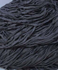 Tummanharmaa trikookude