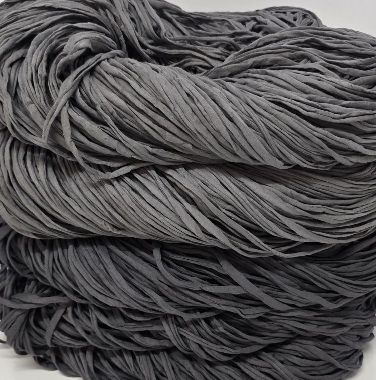 Harmaat trikookuteet