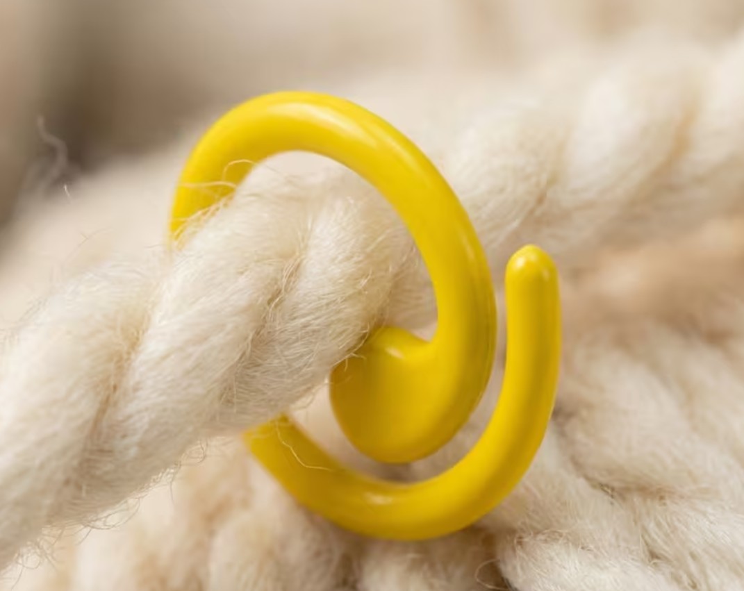 Emaloidut silmukkamerkit rasiassa 20kpl - Image 4